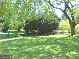 1046 Victoria Road Warminster, PA 18974 - Photo 3 of 4