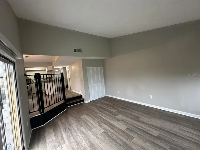 $1,495 | 1108 Country Club Lane, Lakeland, FL 33801