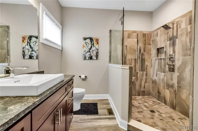 $650,000 | 2600 Farrier Lane, East Aurora, NY 14052