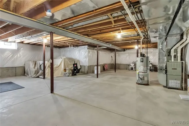 $650,000 | 2600 Farrier Lane, East Aurora, NY 14052