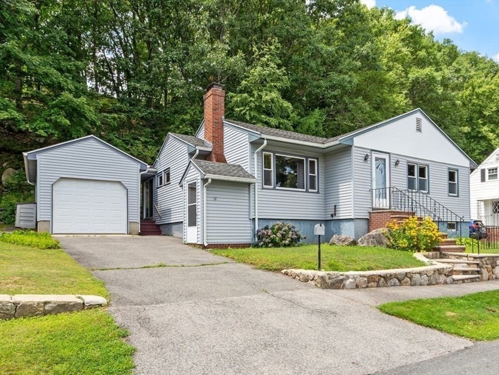 20 Greenwood Road Peabody, MA 01960 - Photo 1 of 42 Gallery Image 1