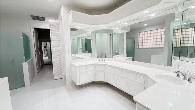 $2,795 | 4601 Country Club View, Baytown, TX 77521