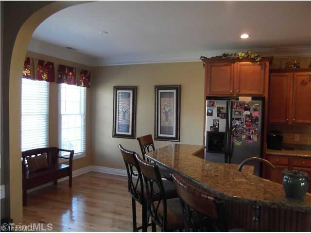 329 Matthews Road Pilot Mountain, NC 27041 - Photo 5 of 14 Kitchen.