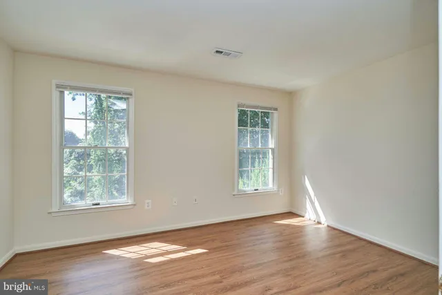 $515,000 | 7616 Wood Mist Lane, Falls Church, VA 22043