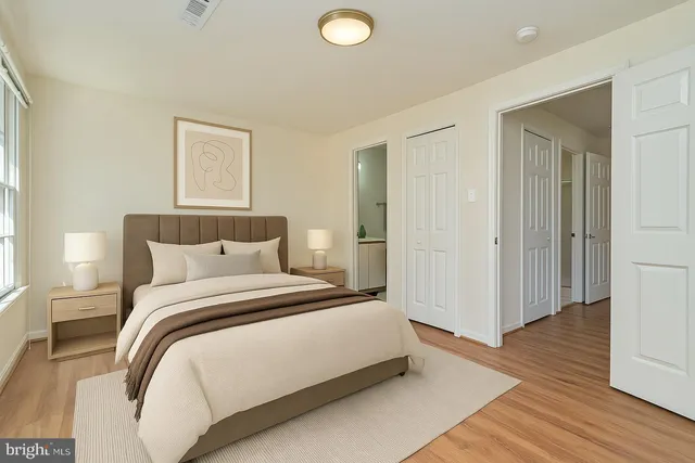 $515,000 | 7616 Wood Mist Lane, Falls Church, VA 22043