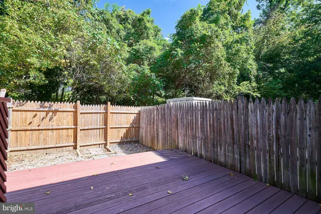 $515,000 | 7616 Wood Mist Lane, Falls Church, VA 22043