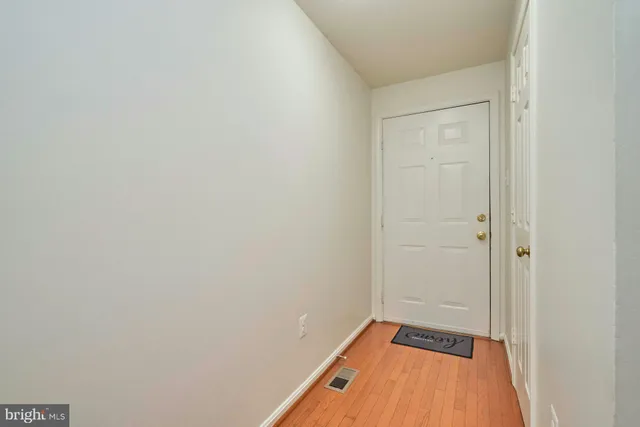 $515,000 | 7616 Wood Mist Lane, Falls Church, VA 22043