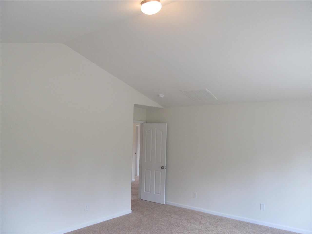 764 Markham Circle Moore, SC 29369 - Photo 13 of 16 Master Bedroom