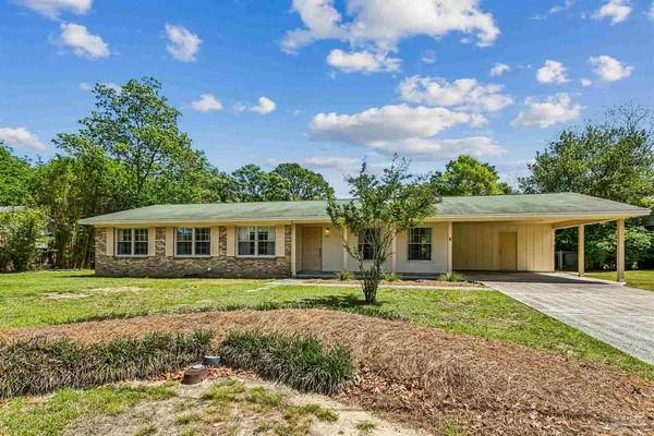 $294,500 | 5931 Greenwood Lane, Pensacola, FL 32504