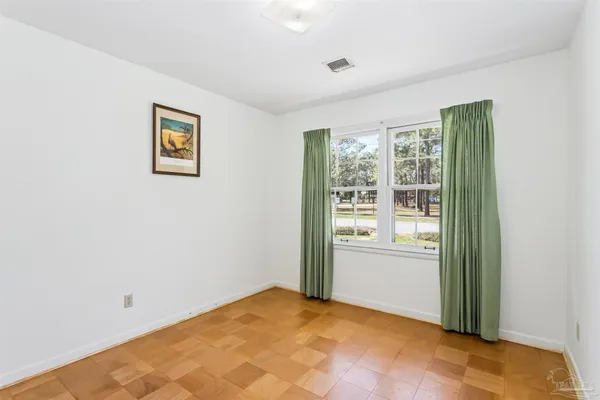 $294,500 | 5931 Greenwood Lane, Pensacola, FL 32504