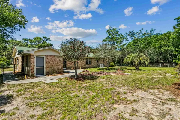$294,500 | 5931 Greenwood Lane, Pensacola, FL 32504