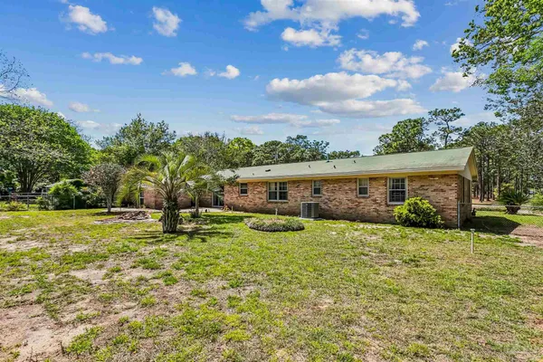 $294,500 | 5931 Greenwood Lane, Pensacola, FL 32504