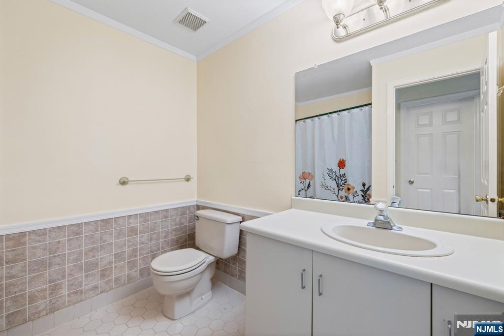 1306 Paddington Road, Unit 1306 Mahwah, NJ 07430 - Photo 23 of 36
