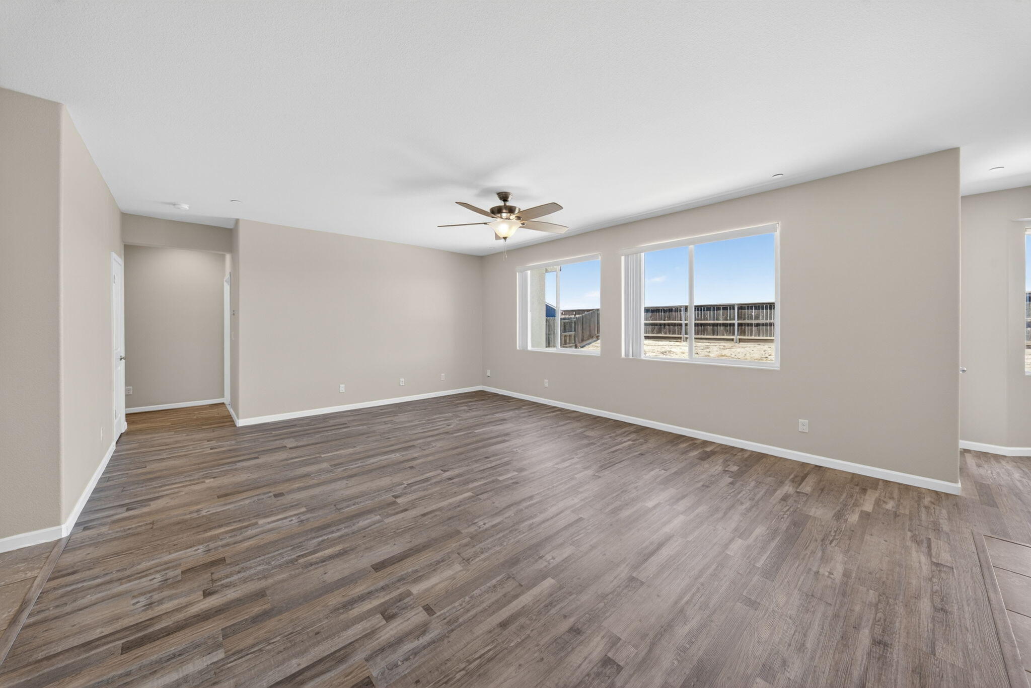 3272 Spring Sails Avenue Tulare, CA 93274 - Photo 16 of 43