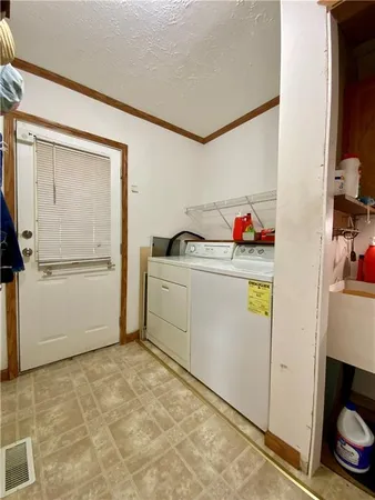 $125,000 | 3407 Highway 18, Hookstown, PA 15050