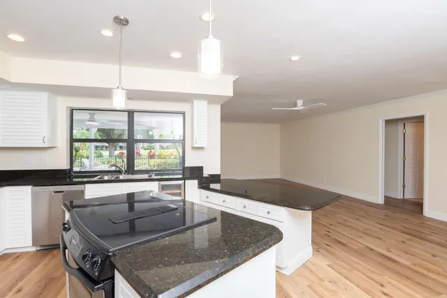 $790,000 | 3201 Southeast Fairway West, Stuart, FL 34997