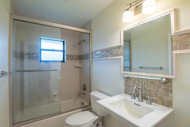 $790,000 | 3201 Southeast Fairway West, Stuart, FL 34997