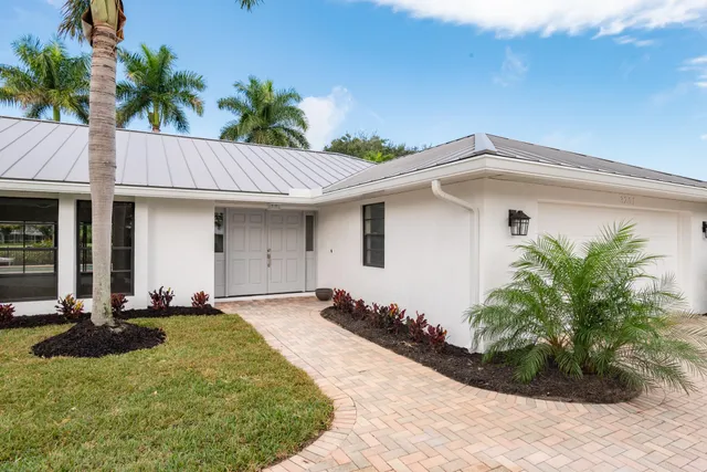 $790,000 | 3201 Southeast Fairway West, Stuart, FL 34997