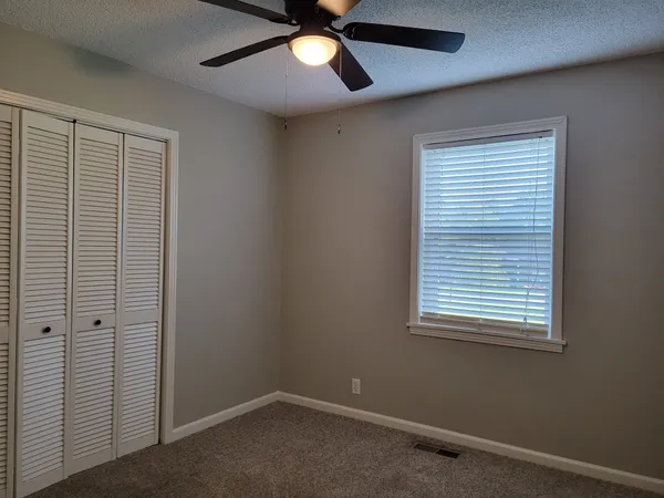 $1,695 | 212 Staggs Drive, Portland, TN 37148