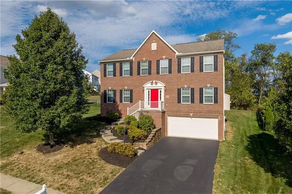 $550,000 | 2076 Majestic Drive, Canonsburg, PA 15317