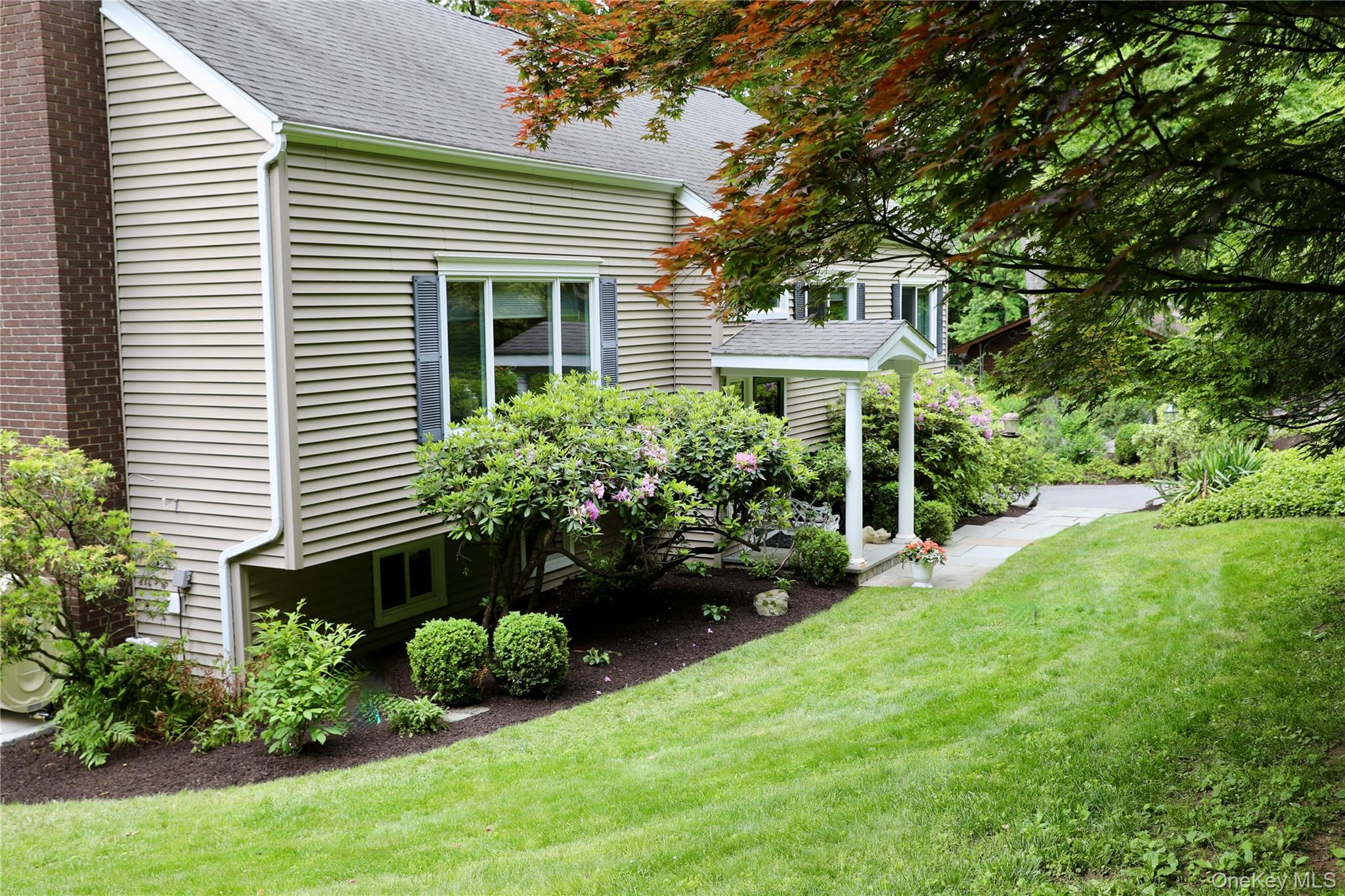 7 David Road Somers, NY 10589 - Photo 4 of 41