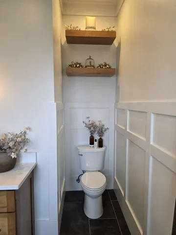 $782,500 | 76 Muirfield Way, Benton, KY 42025