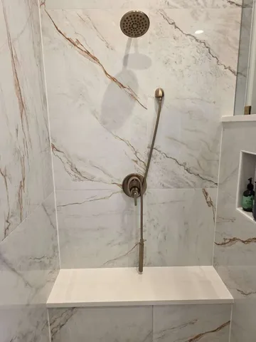 $782,500 | 76 Muirfield Way, Benton, KY 42025