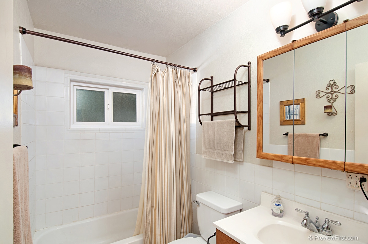 517 East Mandarin Way Fallbrook, CA 92028 - Photo 13 of 18 Gallery Image 13