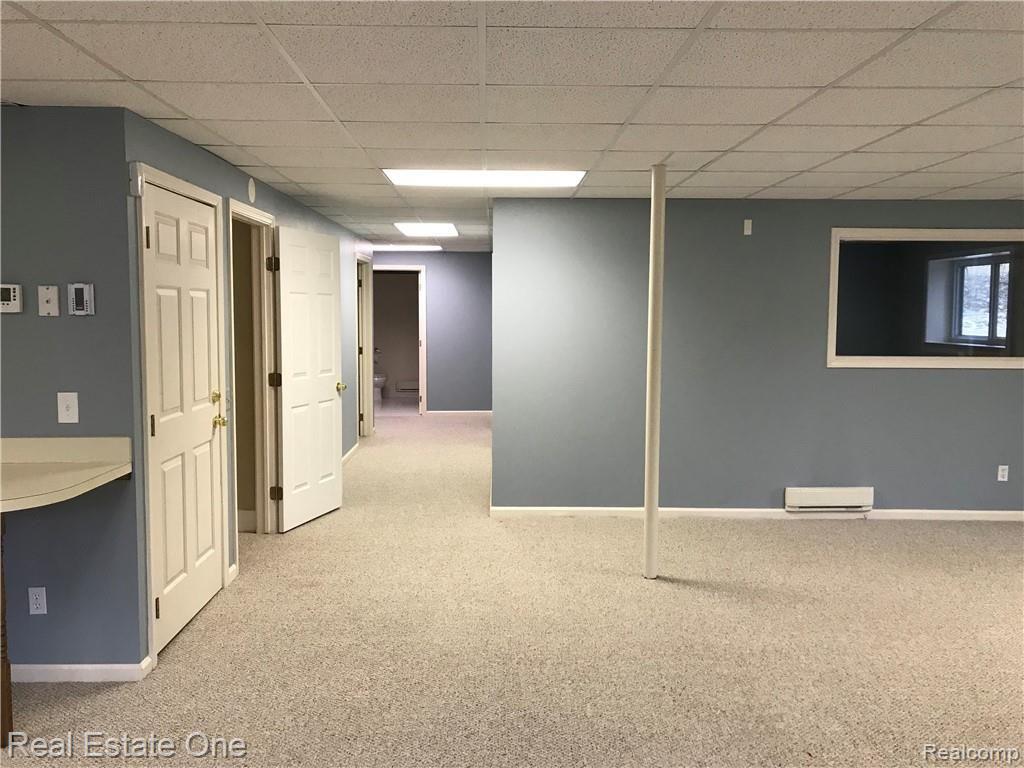 3075 Fairgrove Terrace Rochester, MI 48309 - Photo 13 of 21