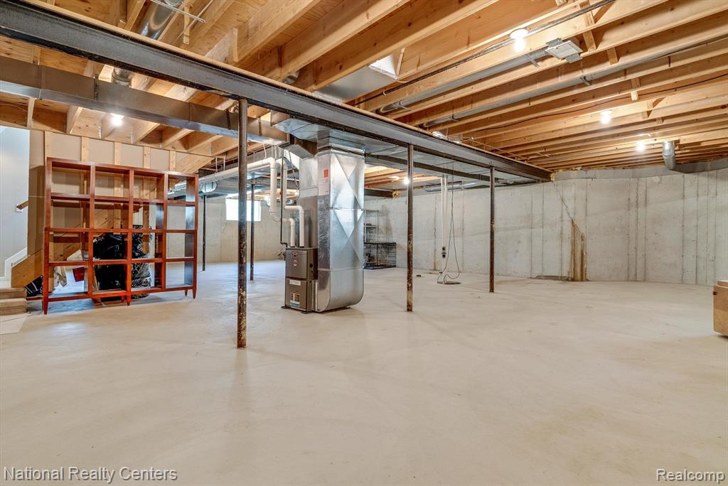 68905 8 Mile Road South Lyon, MI 48178 - Photo 50 of 72 Gallery Image 50