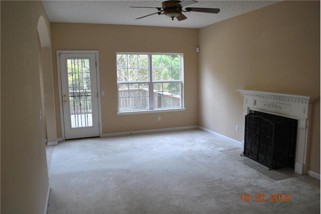 2524 Johnson Ridge Road Antioch, TN 37013 - Photo 5 of 7 Living Room