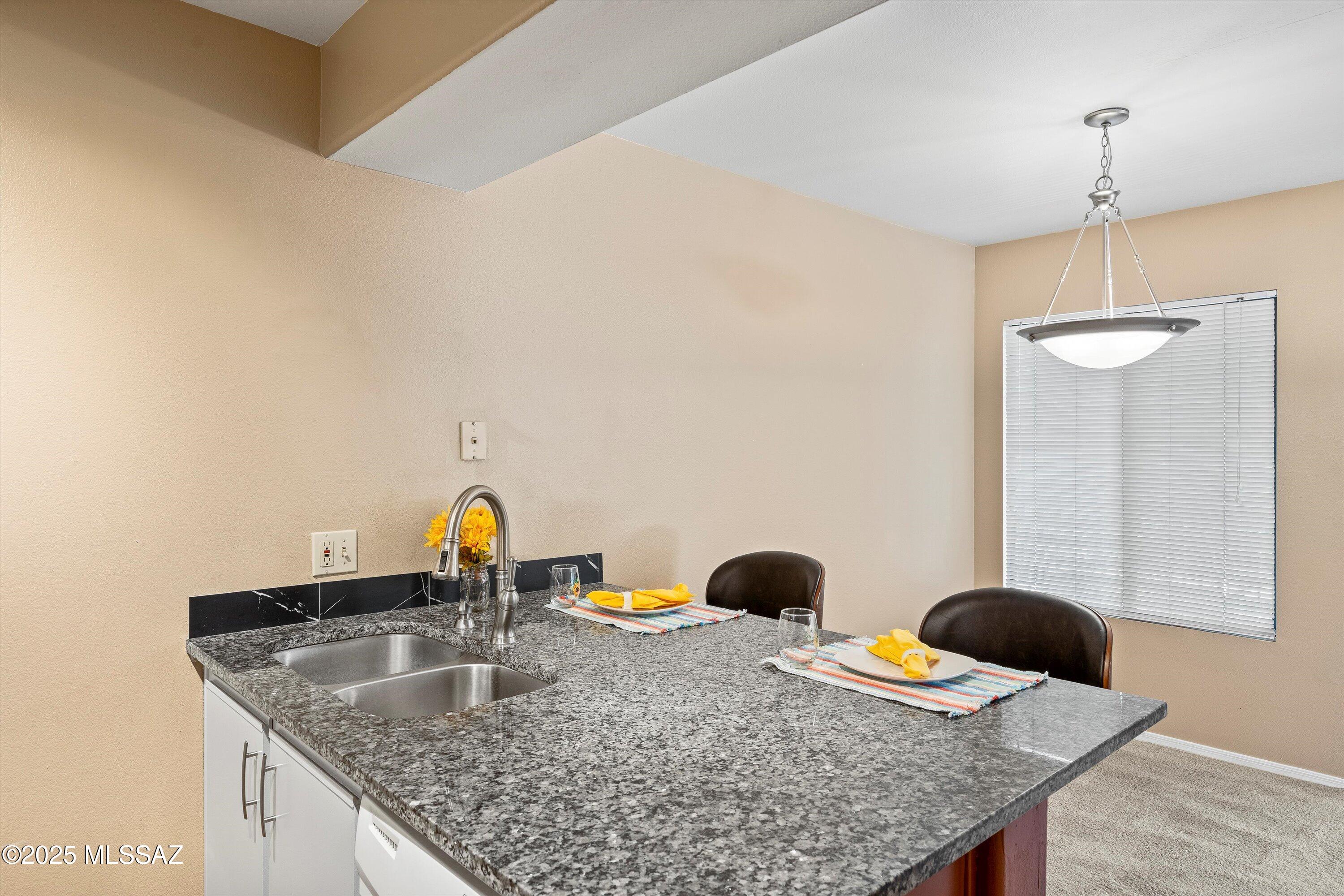 5751 North Kolb Road, Unit 5202 Tucson, AZ 85750 - Photo 6 of 29 Gallery Image 6