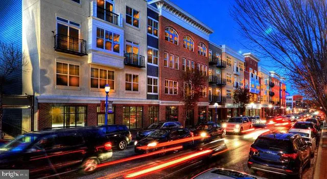 $2,476 | 131 Bridge Street, Unit 1B22422, Phoenixville, PA 19460