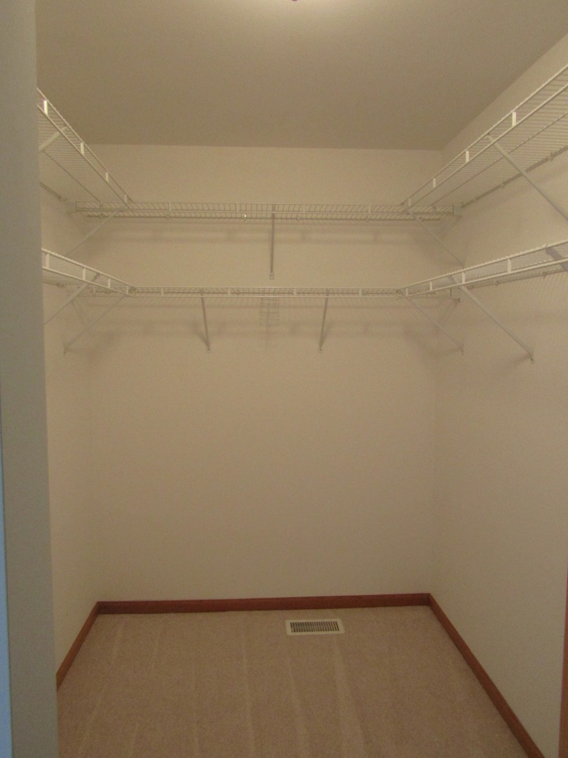 263 Capitol Drive, Unit B Sugar Grove, IL 60554 - Photo 12 of 17