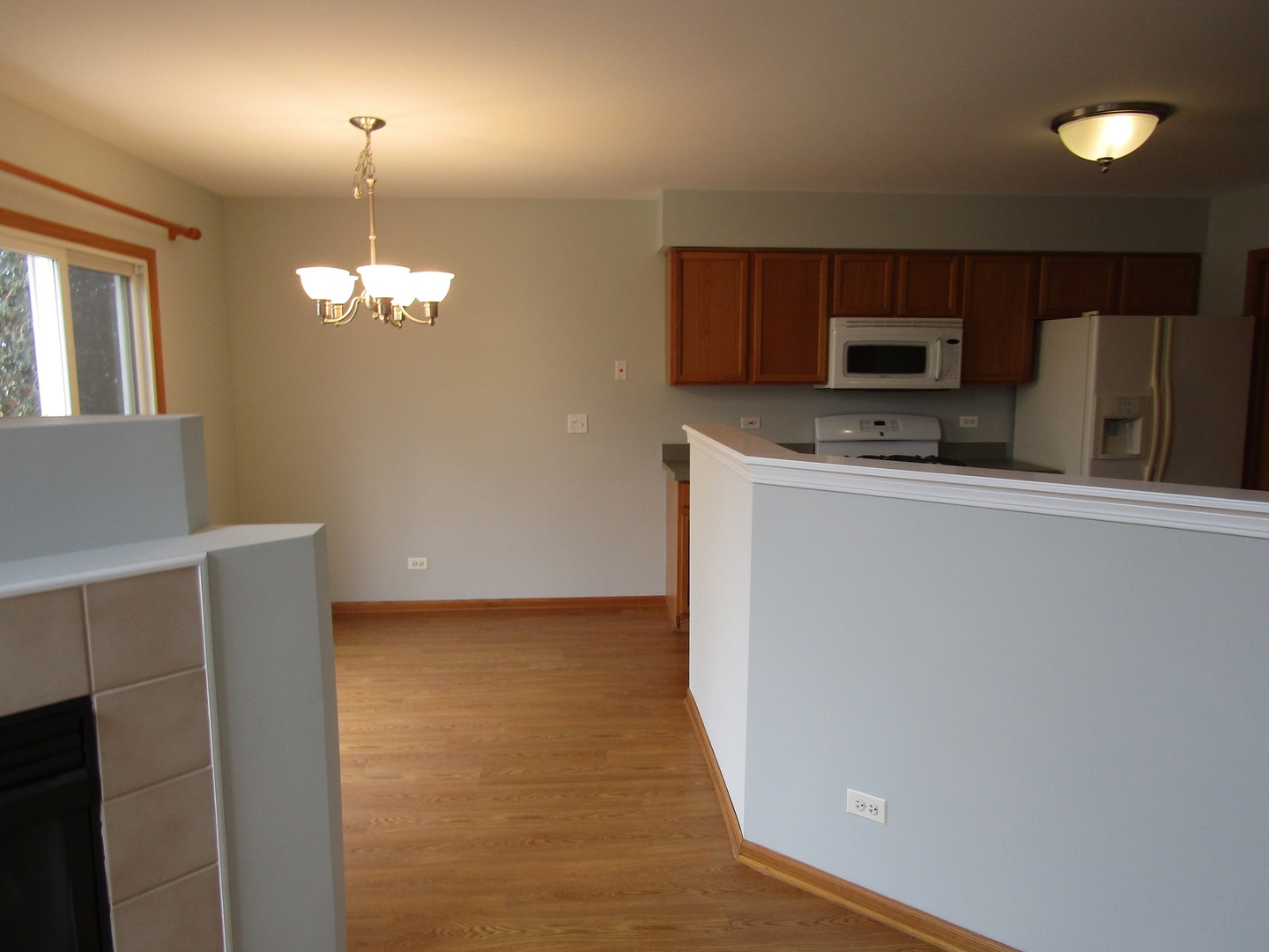 263 Capitol Drive, Unit B Sugar Grove, IL 60554 - Photo 5 of 17