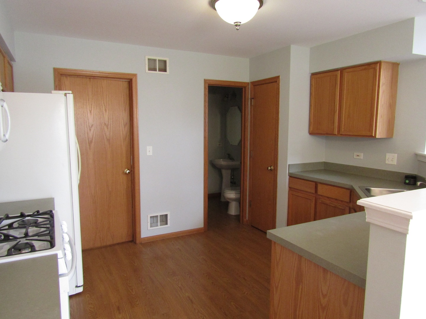 263 Capitol Drive, Unit B Sugar Grove, IL 60554 - Photo 7 of 17
