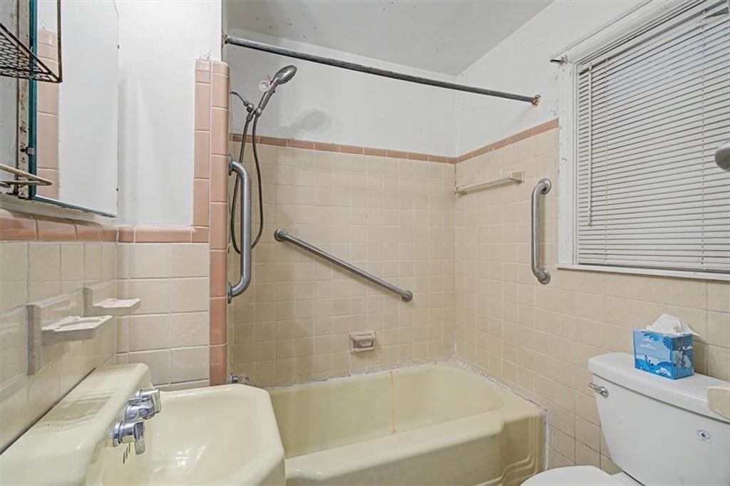 4455 Hillpine Road Forest Park, GA 30297 - Photo 21 of 43