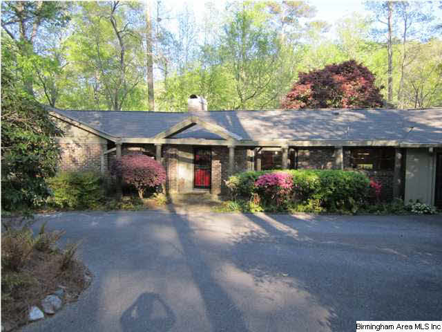 19 Pine Ridge Lane Birmingham, AL 35213 - Photo 1 of 25