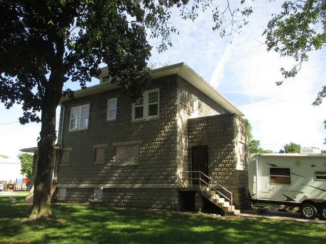 a front view of house with yard