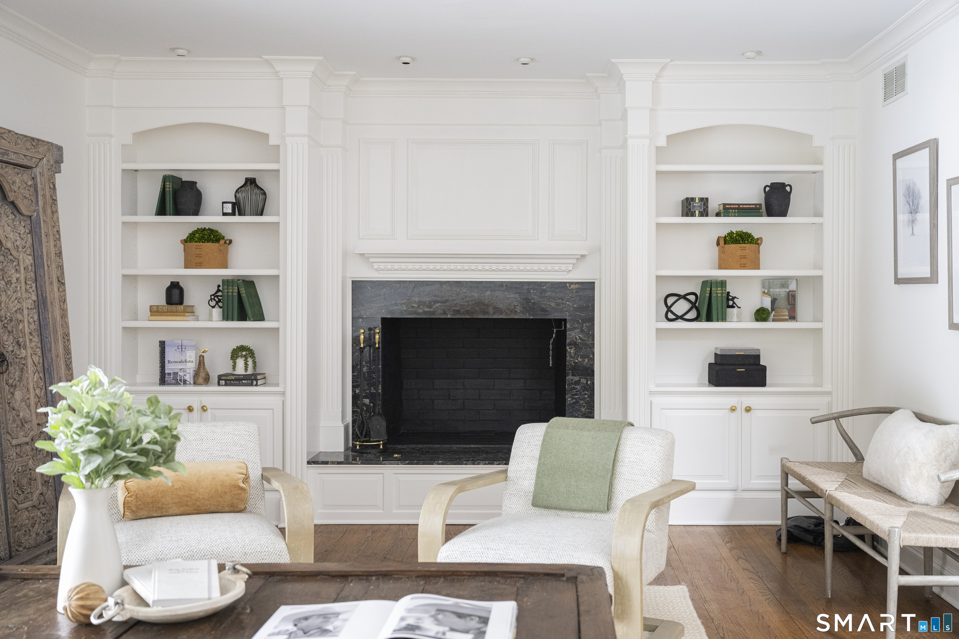 377 Main Street, Unit 17 New Canaan, CT 06840 - Photo 5 of 19