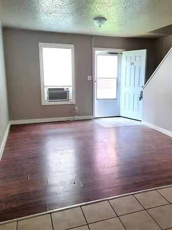 $995 | 109 Mimosa Street, Weatherford, TX 76086