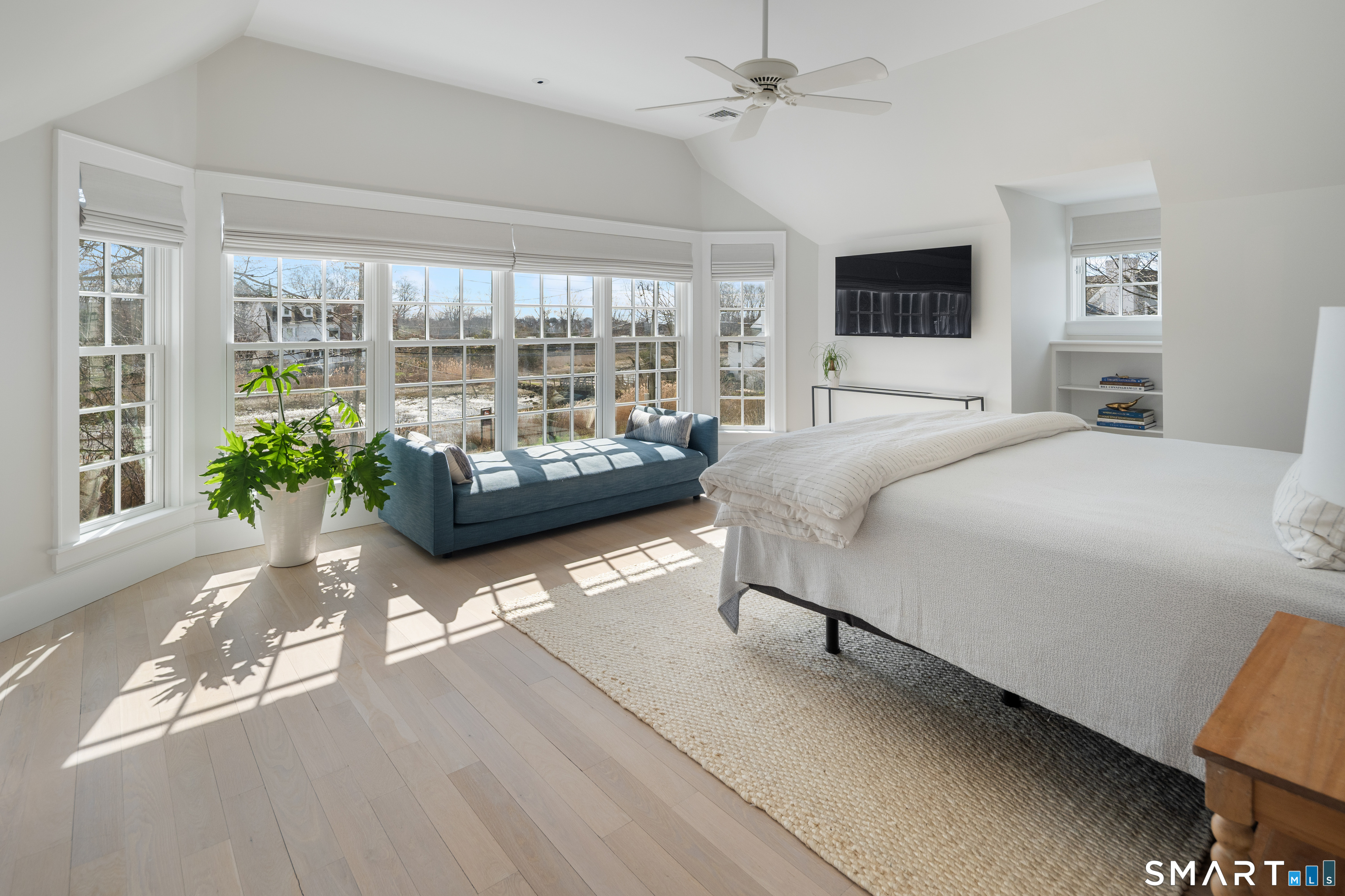 50 Roton Avenue Norwalk, CT 06853 - Photo 19 of 32 Sunny Primary overlooking Farm Creek