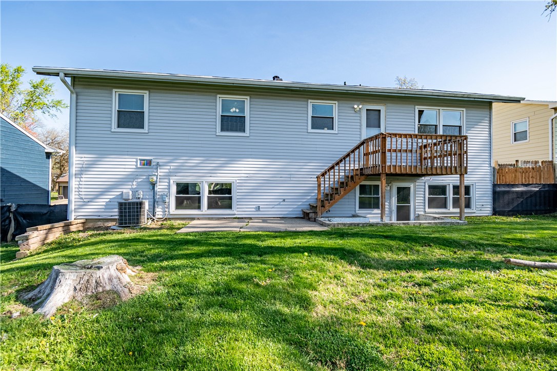 245 Dover Drive Decatur, IL 62521 - Photo 19 of 23
