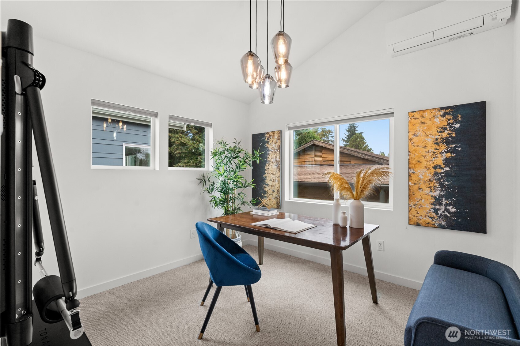 8855 29th Avenue Southwest Seattle, WA 98126 - Photo 16 of 40