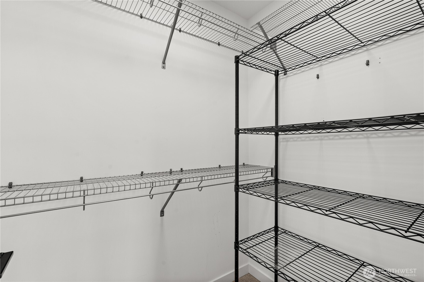 8855 29th Avenue Southwest Seattle, WA 98126 - Photo 28 of 40