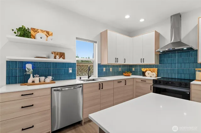 $4,990 | 8855 29th Avenue Southwest, Seattle, WA 98126