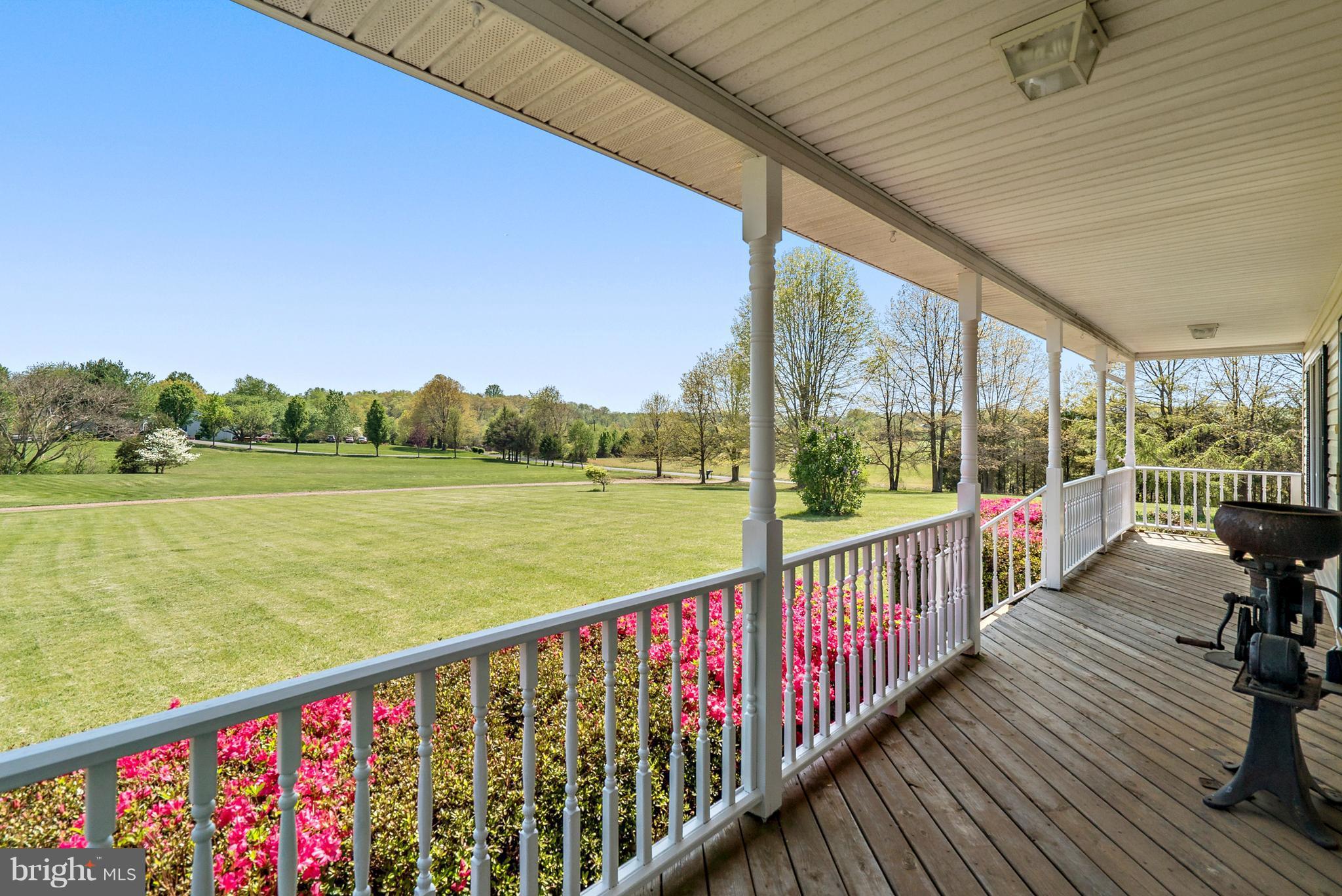 8162 Botha Road Warrenton, VA 20186 - Photo 2 of 27 Exterior (Front)