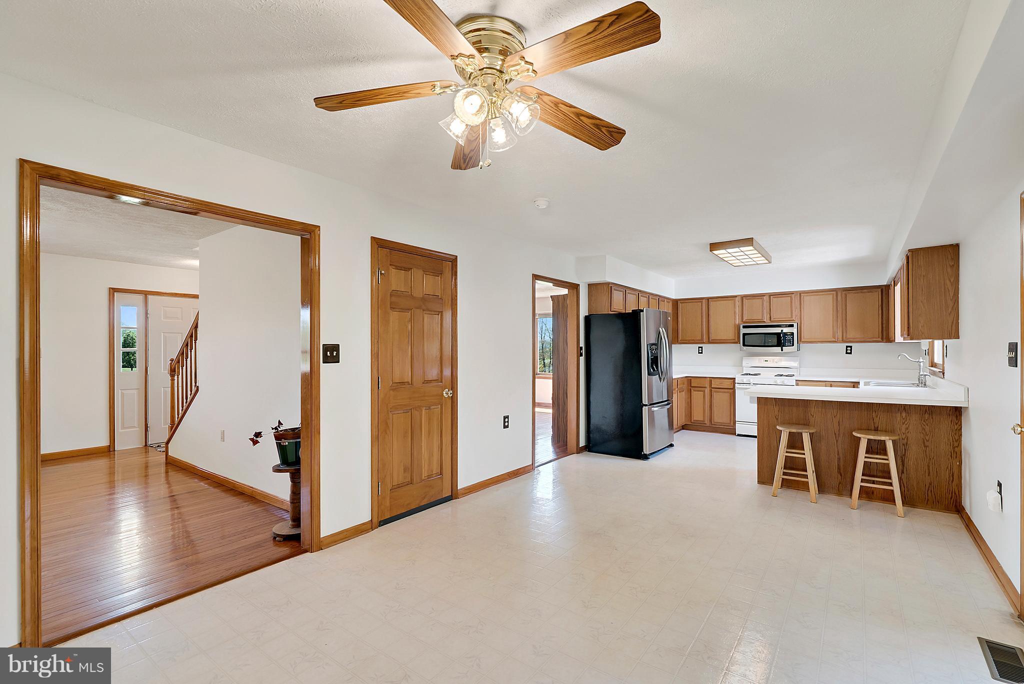 8162 Botha Road Warrenton, VA 20186 - Photo 13 of 27 Interior (General)