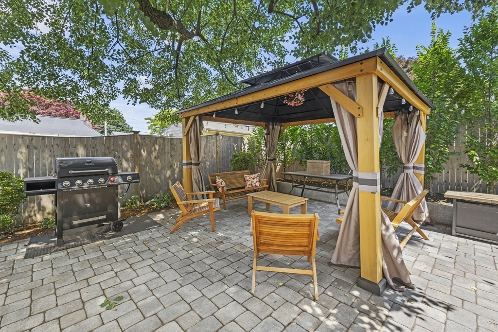 82 Jensen Road Watertown, MA 02472 - Photo 29 of 35 Gallery Image 29