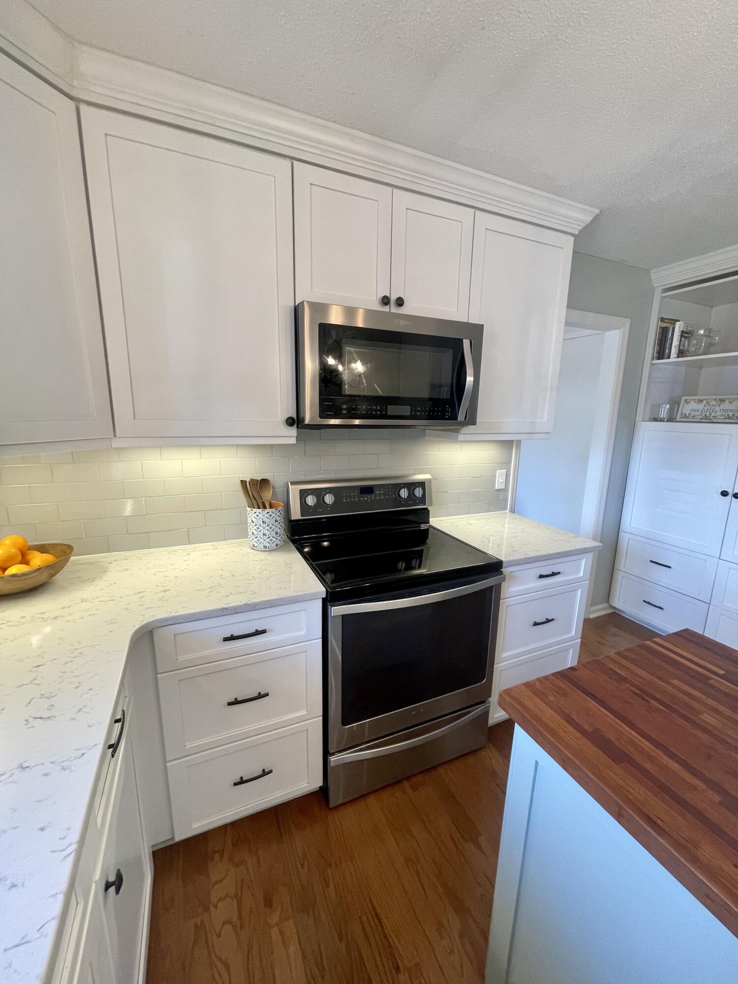 1717 Sulgrave Road Charleston, SC 29414 - Photo 14 of 48 Kitchen 2